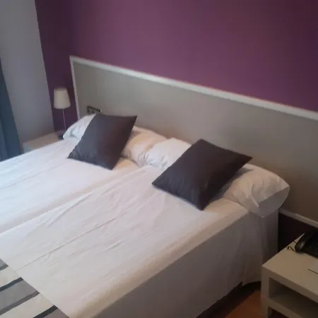 Abbot Hotell 4*
